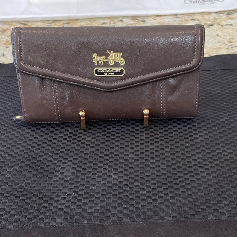Coach Madison Brown Leather Envelope Style Wallet with Gold Horse & Carriage